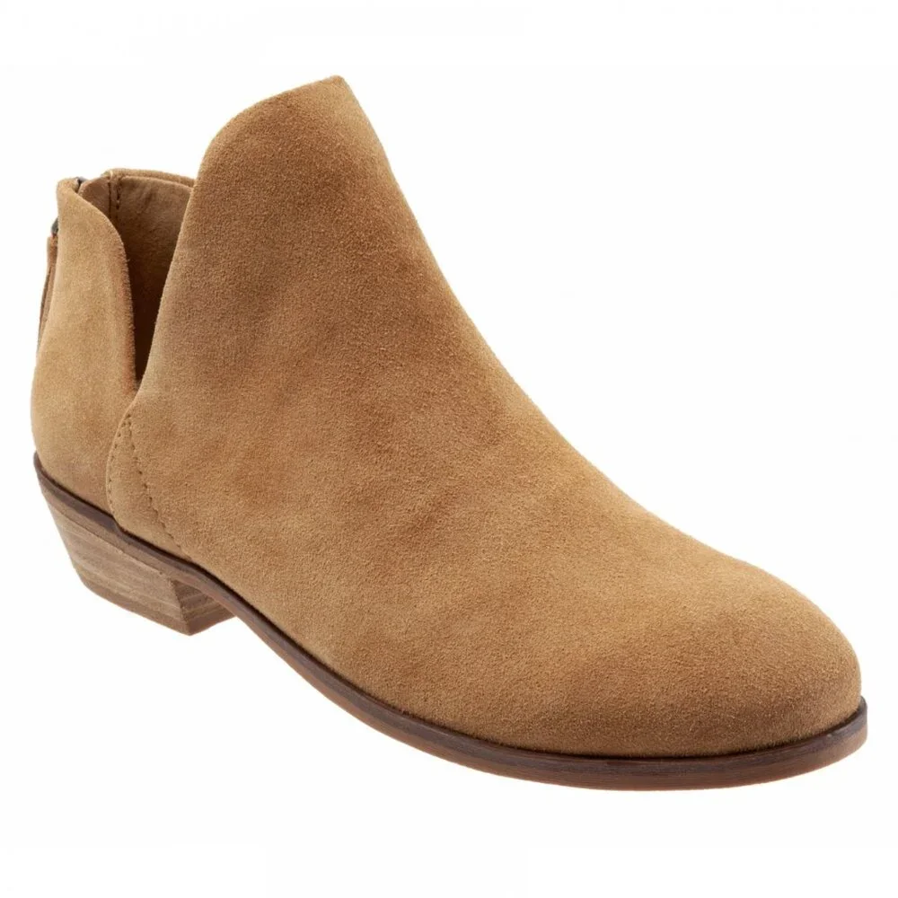 New Softwalk Rylee Bootie Size 7.5M